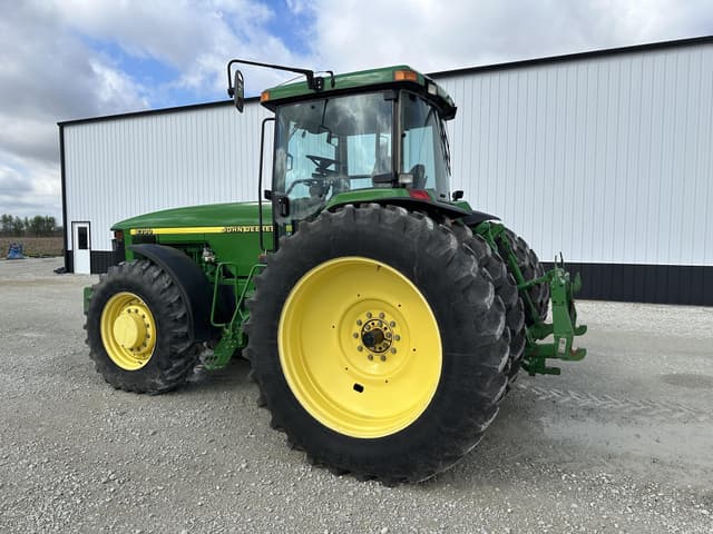 Image of John Deere 8300 equipment image 4