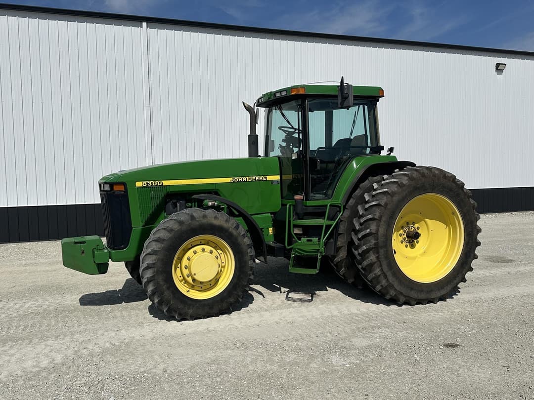 Image of John Deere 8300 Primary image