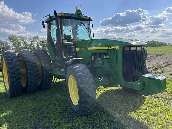 Image of John Deere 8300 equipment image 4