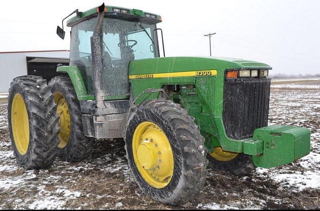 Image of John Deere 8300 equipment image 3