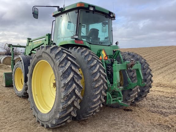 Image of John Deere 8300 equipment image 1