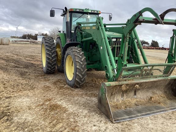 Image of John Deere 8300 equipment image 3