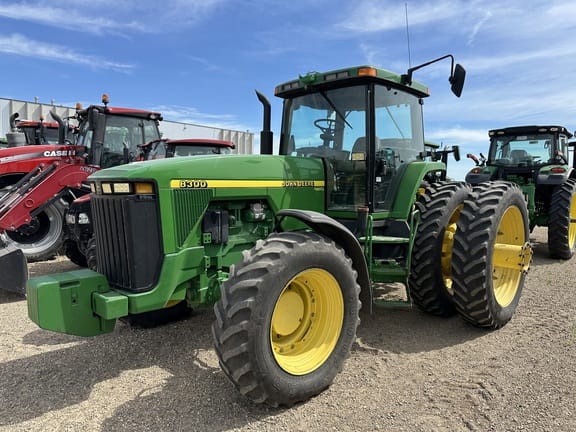 1997 John Deere 8300 Equipment Image0