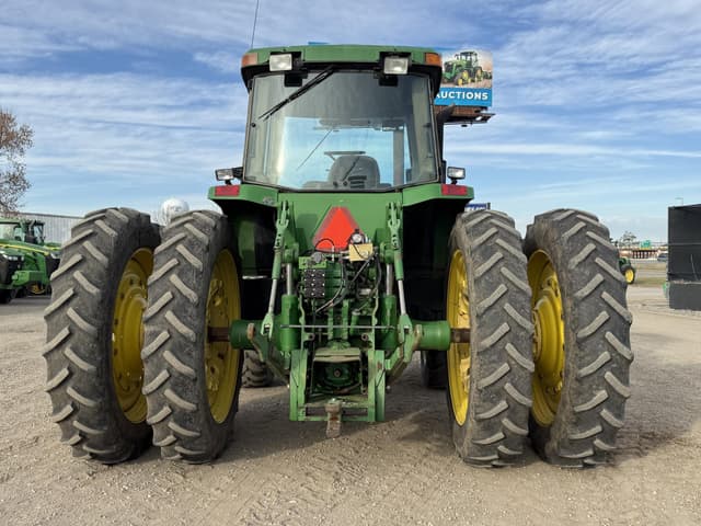 Image of John Deere 8300 equipment image 4