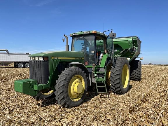 Image of John Deere 8300 Primary image