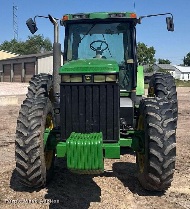 Image of John Deere 8300 equipment image 1