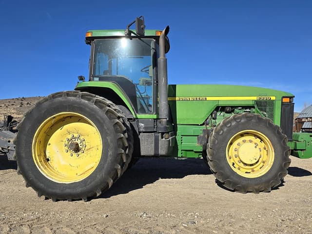 Image of John Deere 8300 equipment image 1