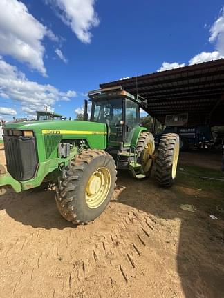 Image of John Deere 8400 equipment image 4