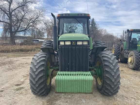 Image of John Deere 8400 equipment image 1