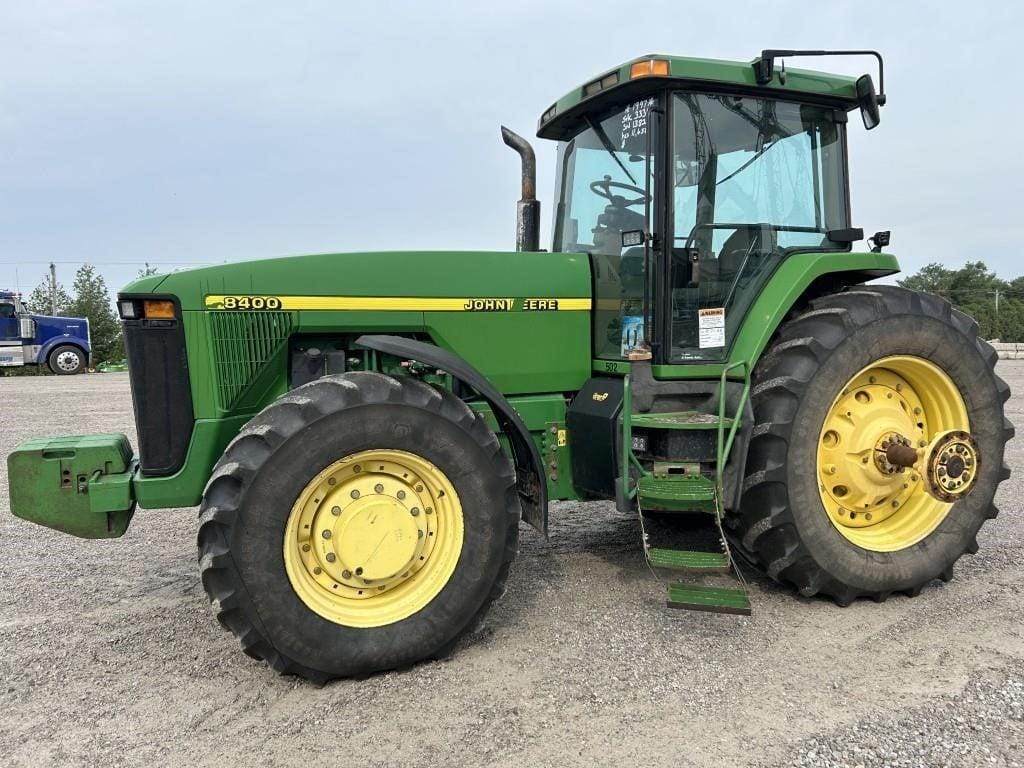 1997 John Deere 8400 Equipment Image0