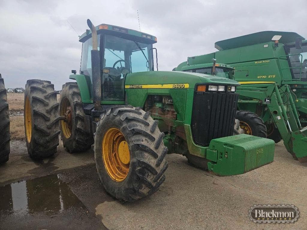 Image of John Deere 8400 Primary image