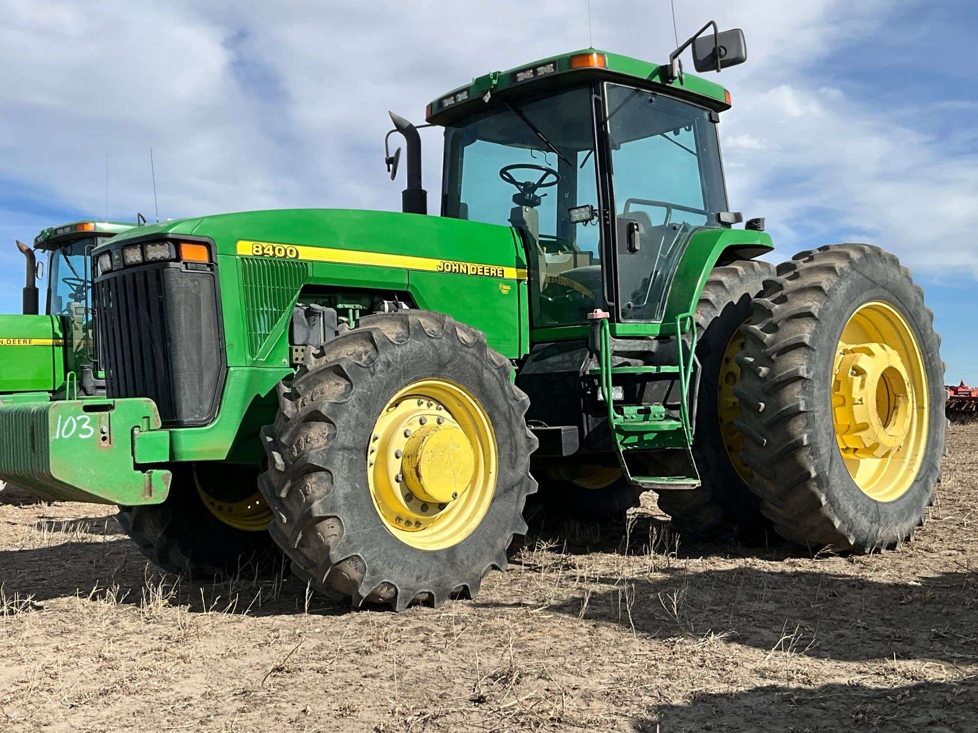 1997 John Deere 8400 Equipment Image0
