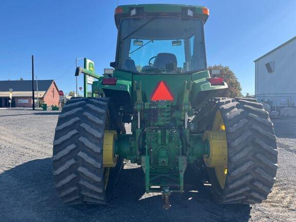 Image of John Deere 8400T equipment image 4