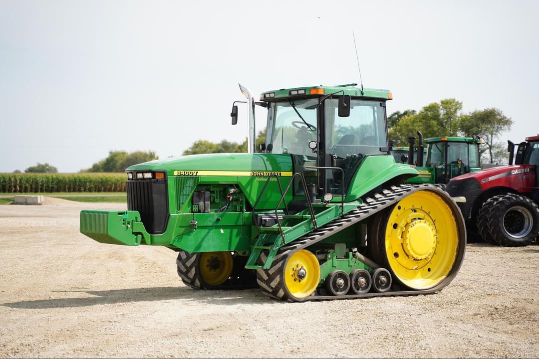 Image of John Deere 8400T Primary image