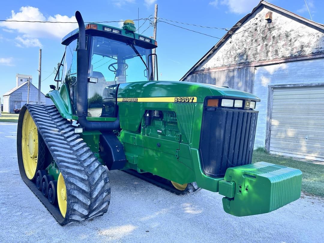Image of John Deere 8400T Primary image