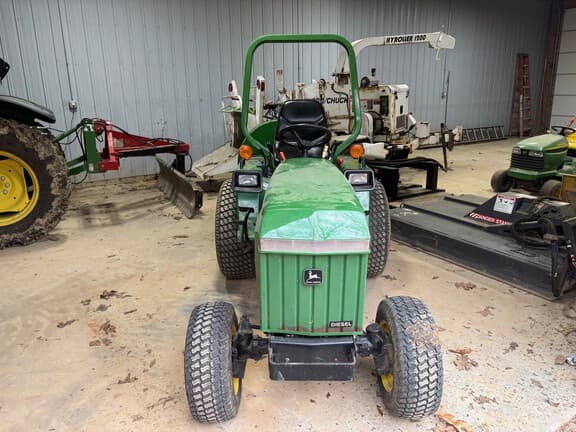 Image of John Deere 855 equipment image 4