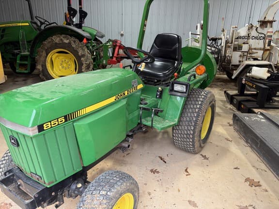 Image of John Deere 855 equipment image 3