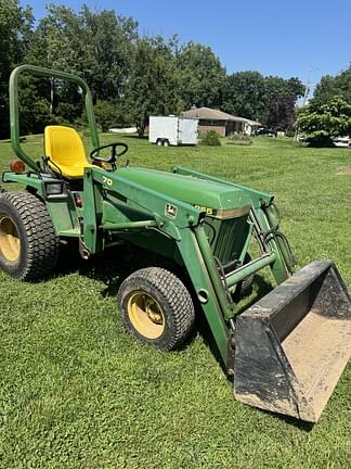 Image of John Deere 855 Primary image