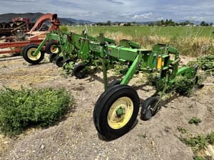 1997 John Deere 856 Image