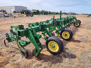 Main image John Deere 856 3