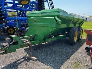 Main image John Deere 874