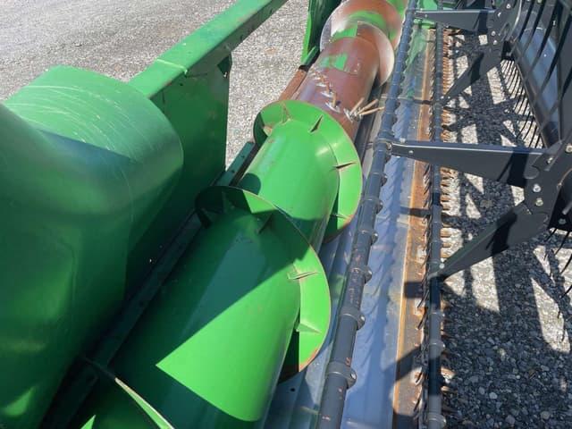 Image of John Deere 918 equipment image 4