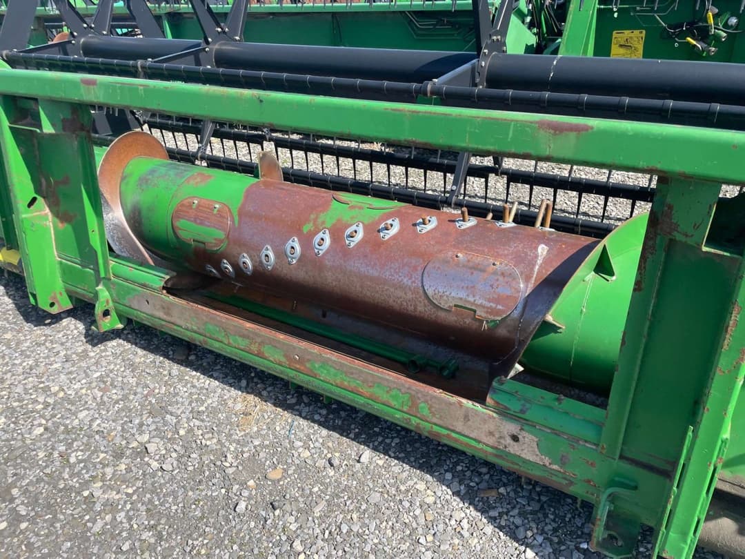 Image of John Deere 918 Primary image