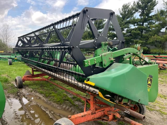 Image of John Deere 918 equipment image 1