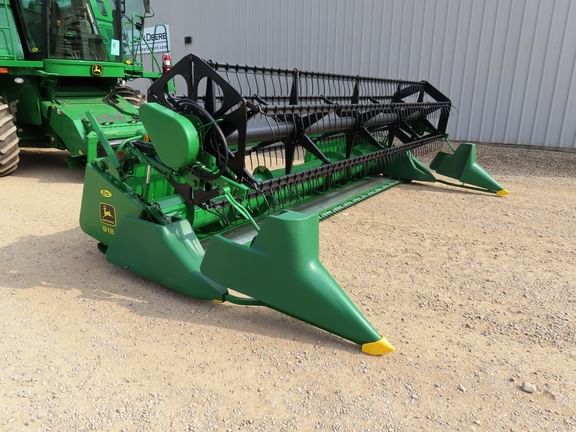 1997 John Deere 918F Equipment Image0