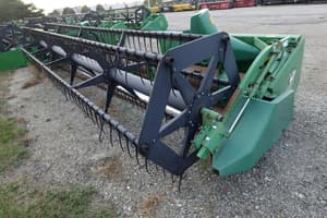 1997 John Deere 920 Image