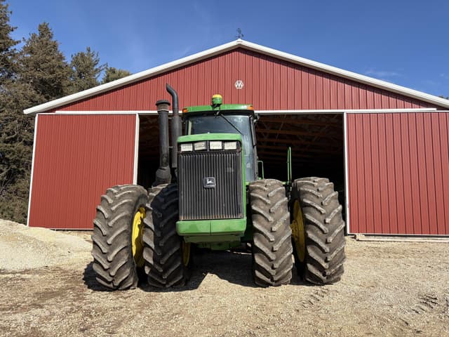 Image of John Deere 9200 equipment image 1