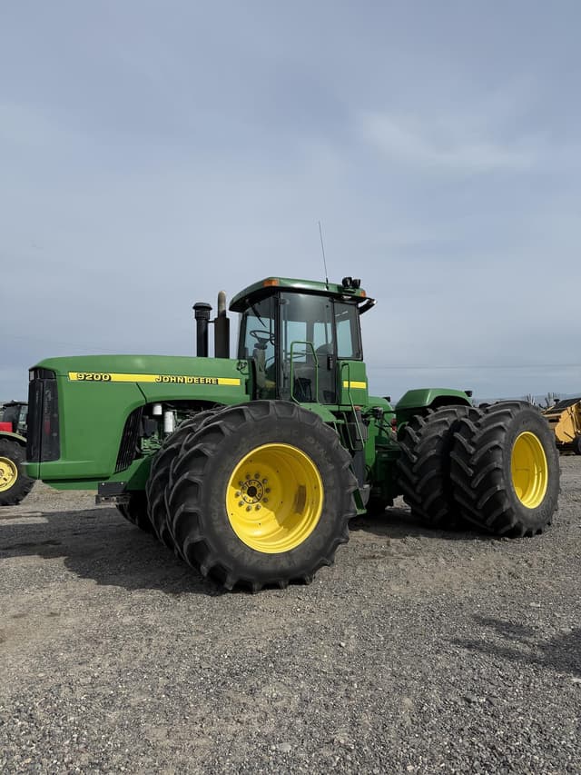 Image of John Deere 9200 equipment image 2