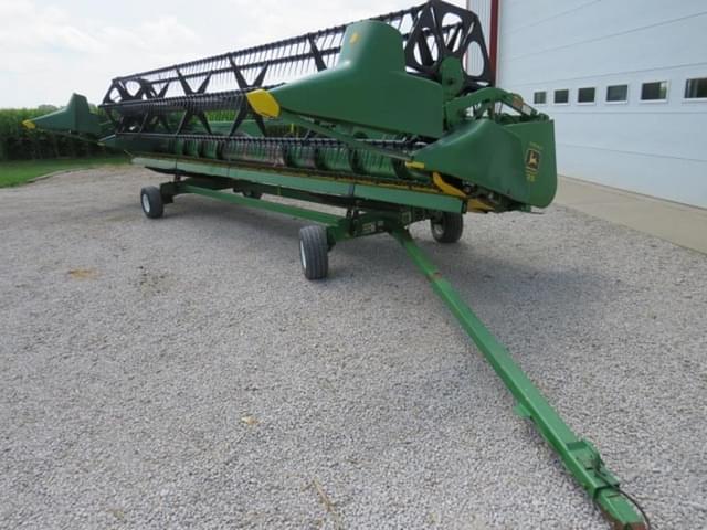 Image of John Deere 925 equipment image 1