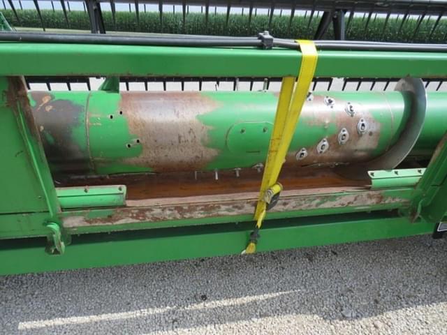 Image of John Deere 925 equipment image 4