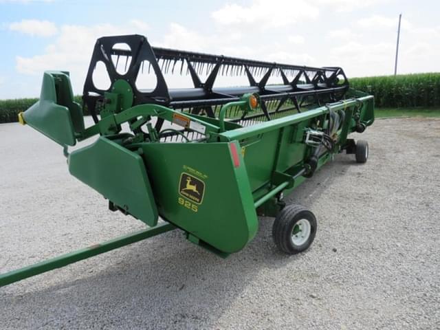 Image of John Deere 925 equipment image 2
