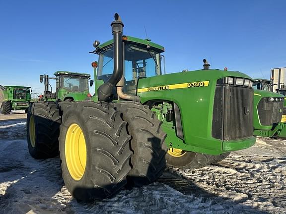 Image of John Deere 9300 equipment image 1