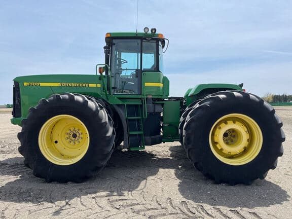 Image of John Deere 9300 equipment image 1
