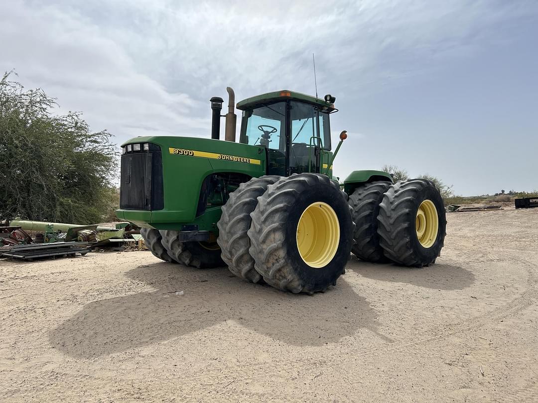 Image of John Deere 9300 Primary image