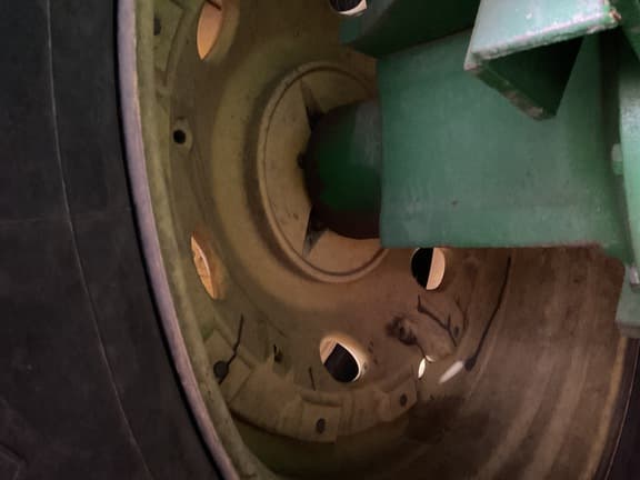 Image of John Deere 9400 equipment image 3