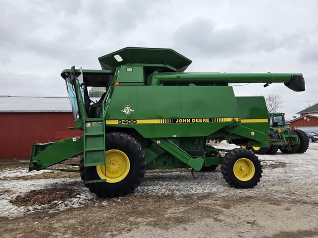 Image of John Deere 9400 equipment image 1