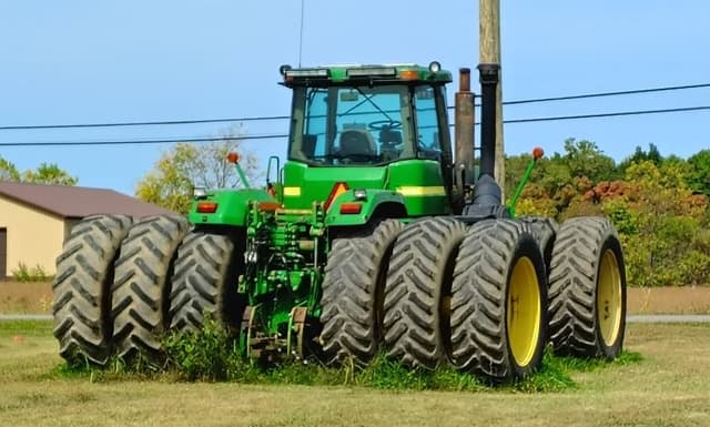 Image of John Deere 9400 equipment image 4