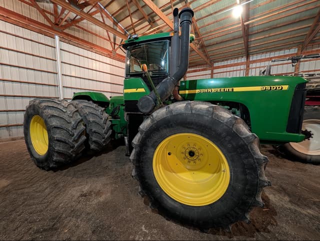 Image of John Deere 9400 equipment image 1