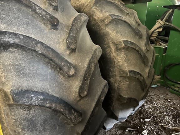 Image of John Deere 9400 equipment image 3