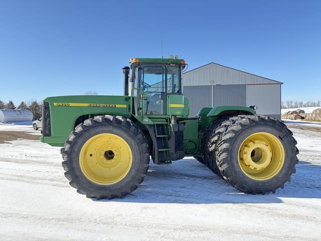 Image of John Deere 9400 equipment image 1