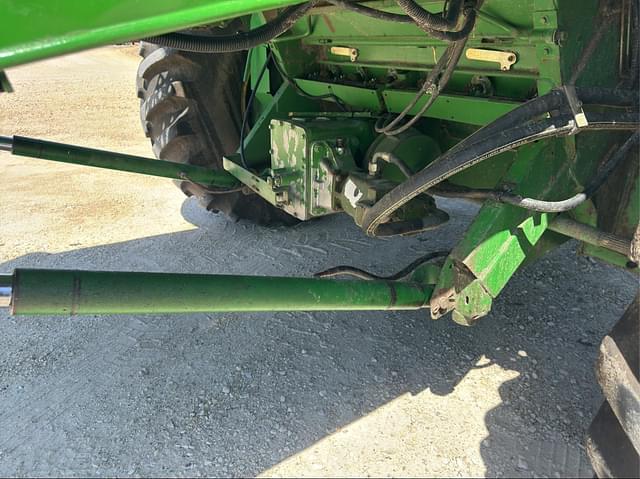 Image of John Deere 9500 equipment image 1