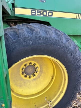Image of John Deere 9500 equipment image 2