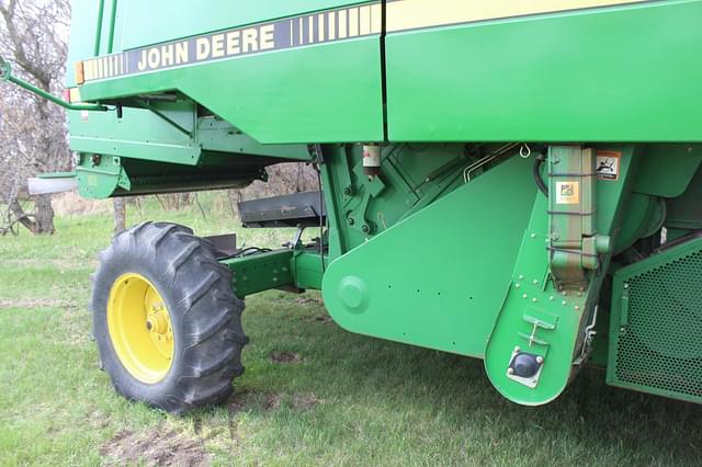 Image of John Deere 9600 equipment image 4