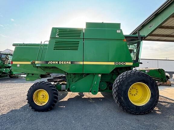 Image of John Deere 9600 equipment image 4