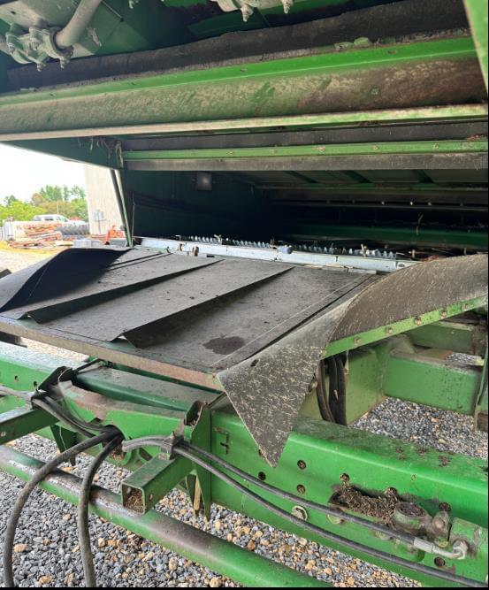 Image of John Deere 9610 equipment image 4