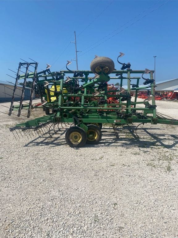 1997 John Deere 980 Equipment Image0